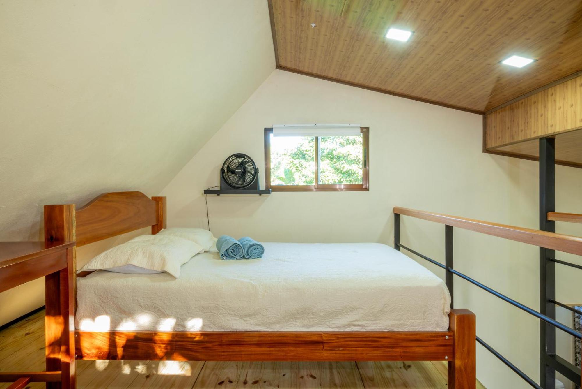 Modern Loft Inside A Beautiful Farm Apartman General Viejo Kültér fotó