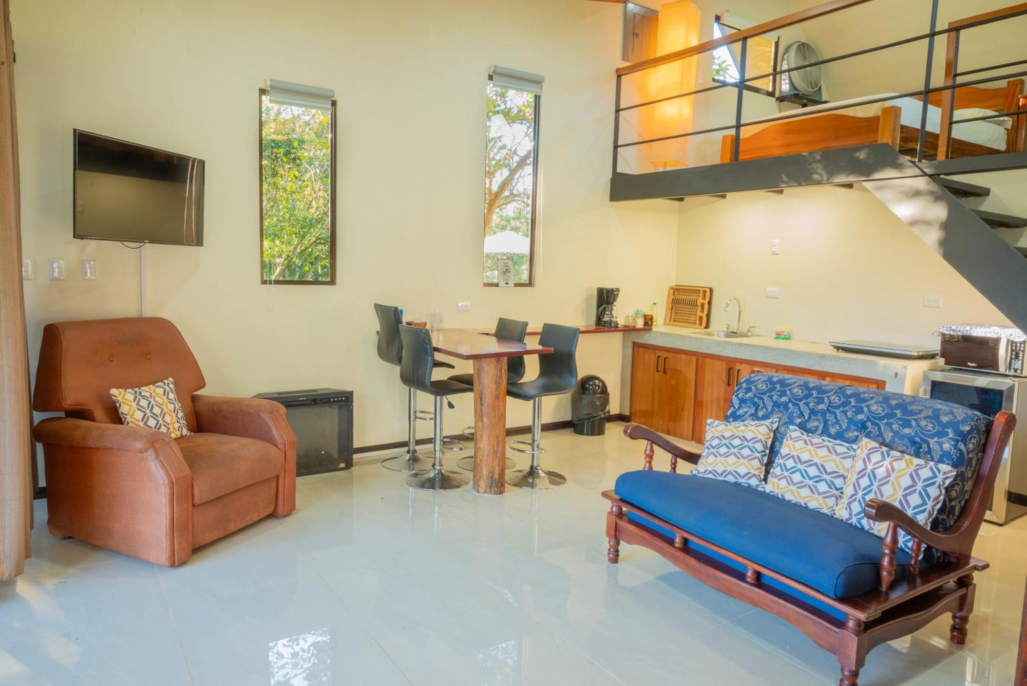 Modern Loft Inside A Beautiful Farm Apartman General Viejo Kültér fotó