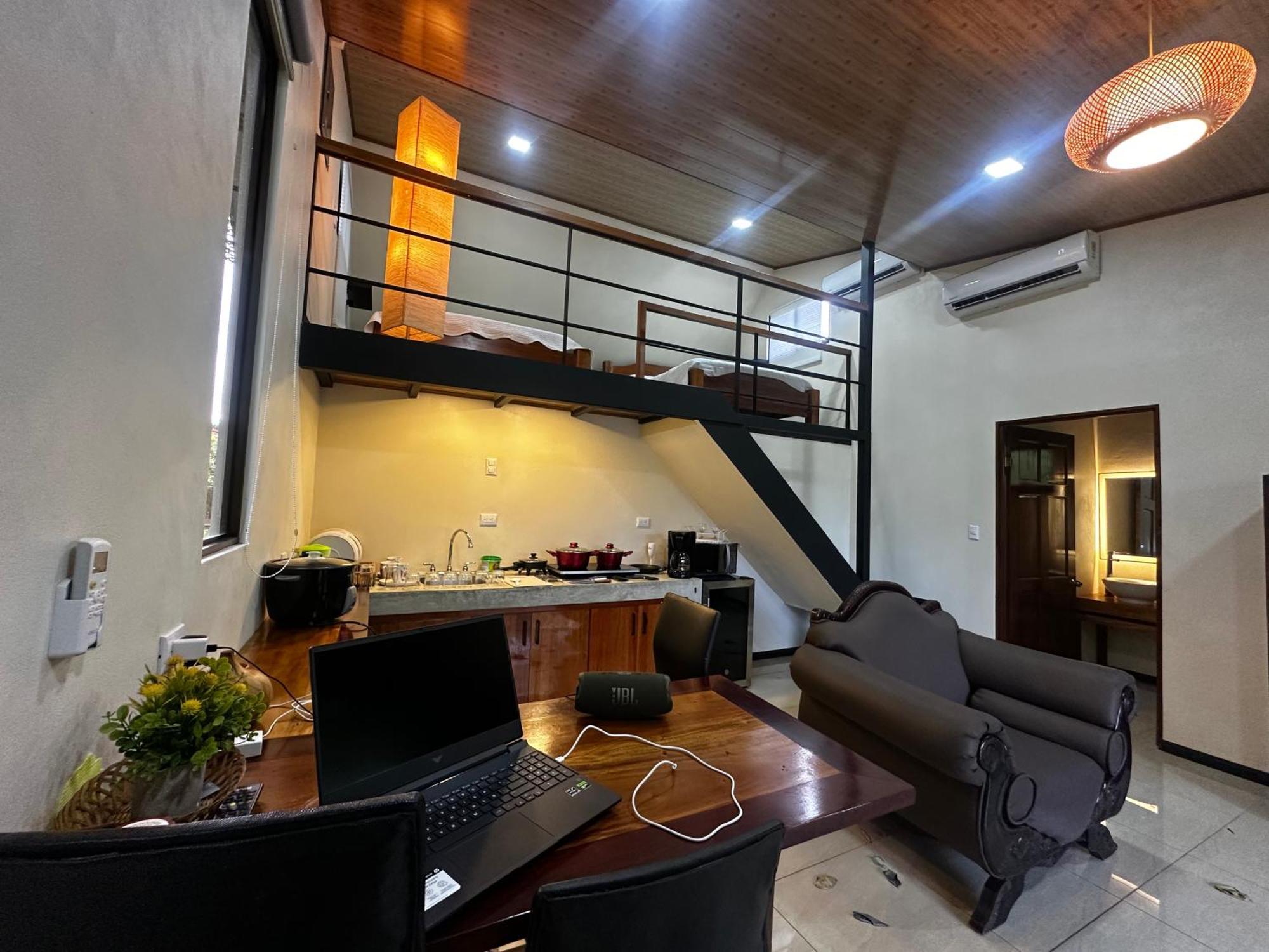 Modern Loft Inside A Beautiful Farm Apartman General Viejo Kültér fotó
